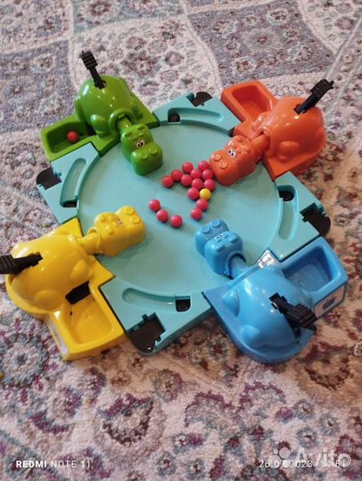 Настольная игра Бегемотики