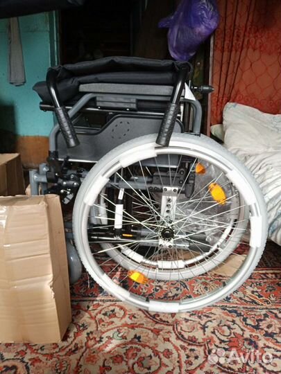 Кресло коляска уличние и домашние