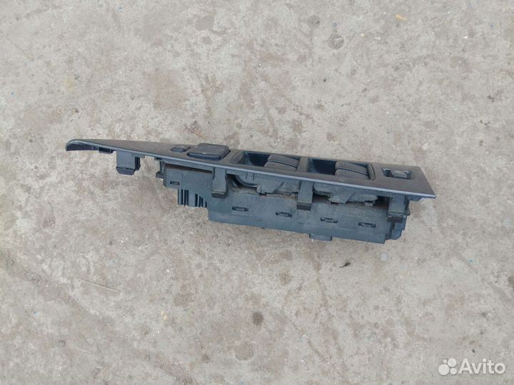 Блок управления стеклоподъемниками Mazda 6 GG