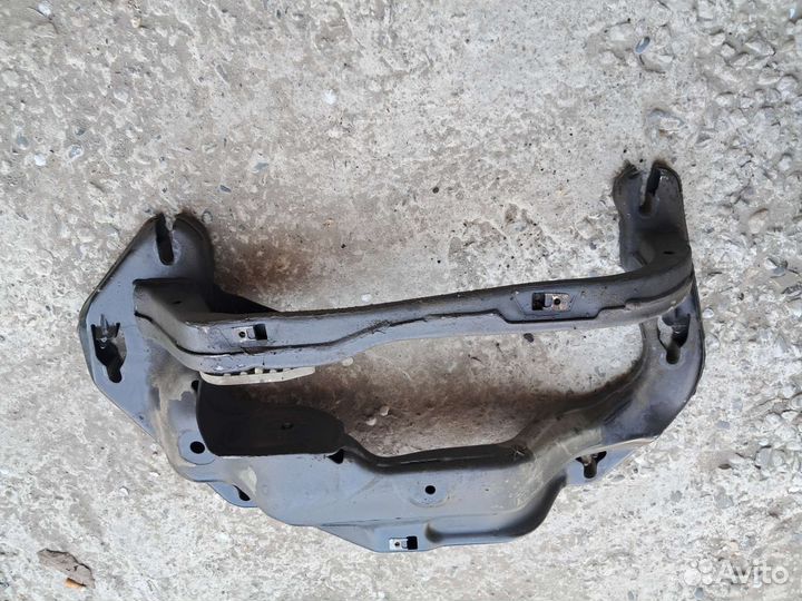 Траверса х5/6 е70/71