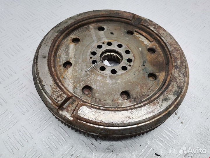 Маховик (демпфер сцепления) для Audi TT 8N