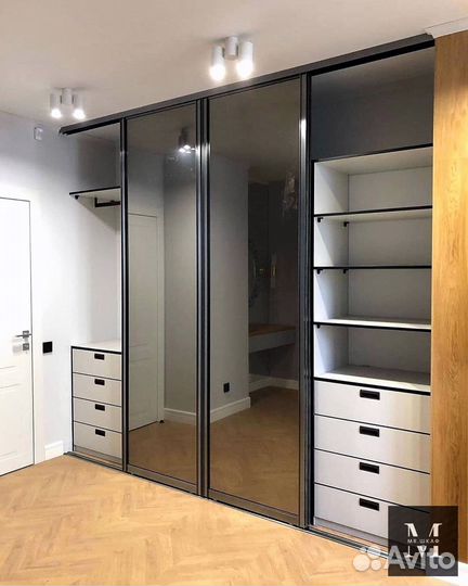 Шкаф встроенный