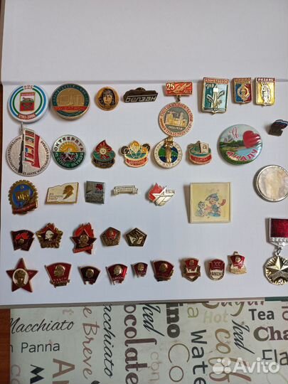 Значки СССР (цена договорная)