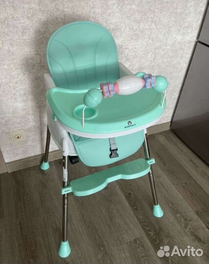 Стульчик для кормления новый