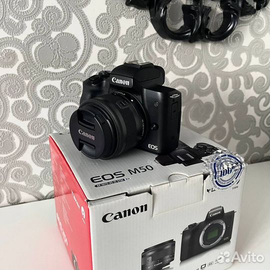 Canon eos m50