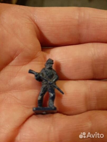 Солдатики разных армий 50е