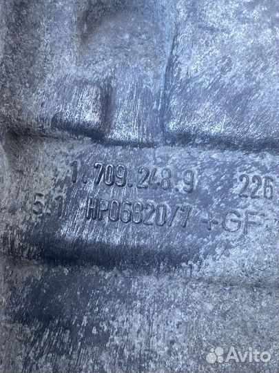 Поддон / картер двигателя 11131709248 бмв 5 серия