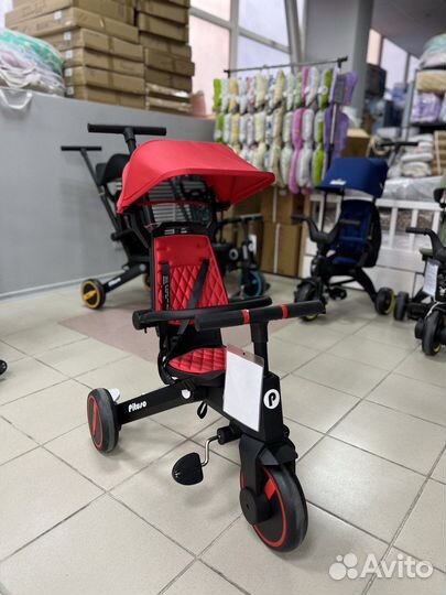 Детский трехколесный велосипед Pituso Leve