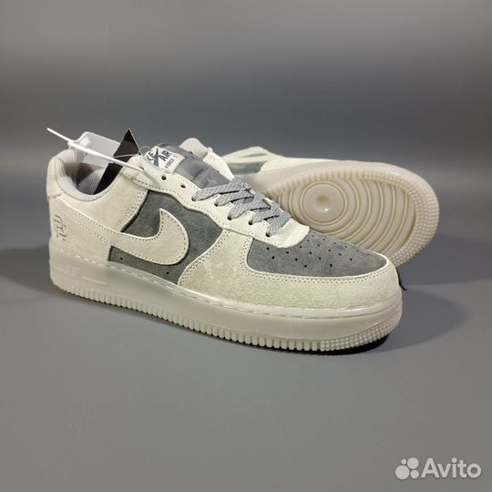 Nike AIR force 1 reigning champ beige 45 EU