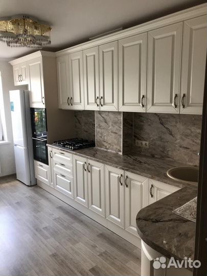 Кухонный гарнитур в классическом стиле