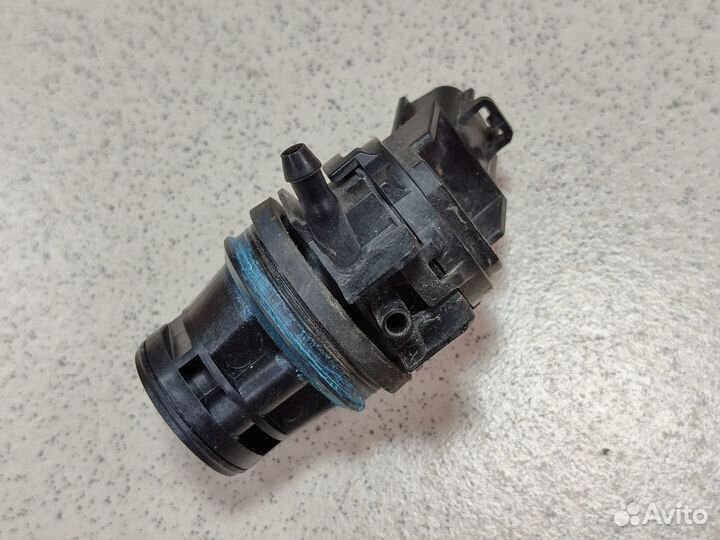 Моторчик омывателя Toyota 8533021010