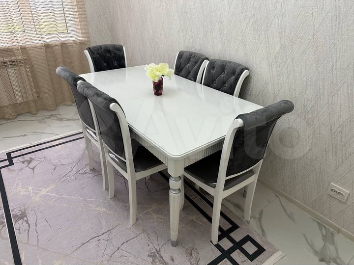 3-к. квартира, 80 м², 6/10 эт.