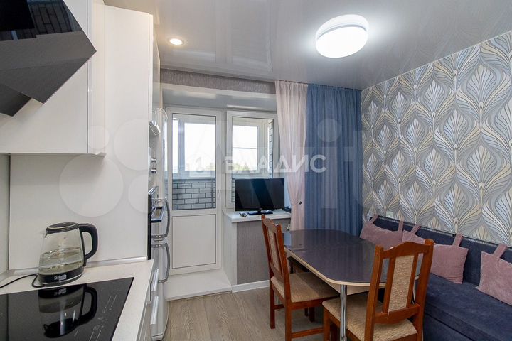 2-к. квартира, 55 м², 9/14 эт.