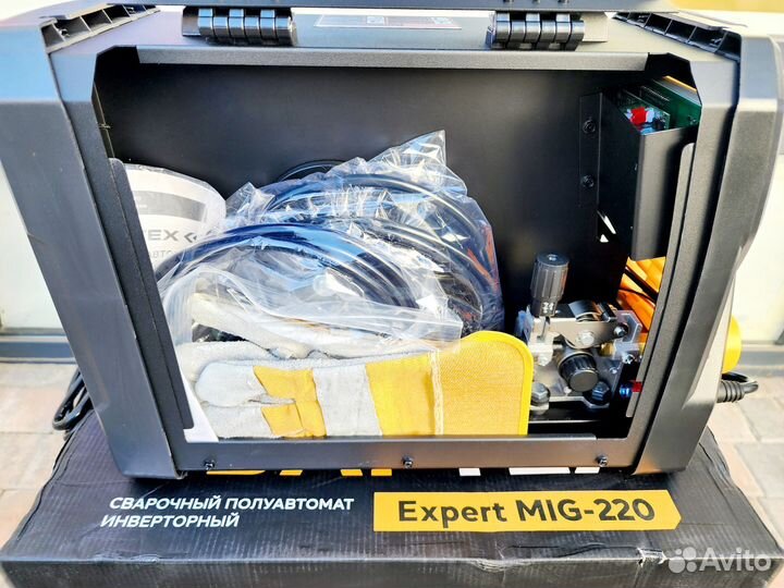 Сварочный полуавтомат инв. Свартех Expert Mig-220