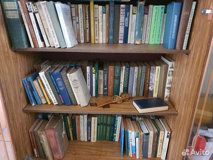 Книги отдам бесплатно