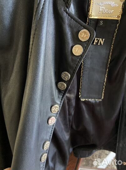 Кожаная куртка