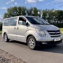 Hyundai Grand Starex 2.5 AT, 2008, 256 124 км, с пробегом, цена 945 000 руб.