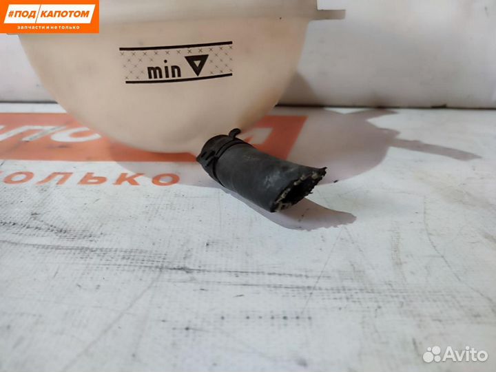 Бачок расширительный Volkswagen Golf 6 2011