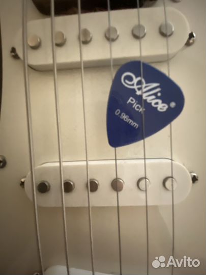 Электрогитара fender squier с комбиком и чехлом