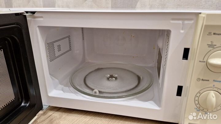 Микроволновая печь Midea