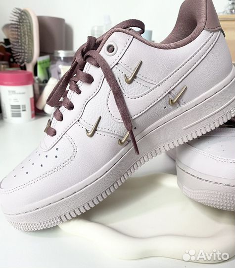 Кросовки nike air force 1 low 39 оригинал poizon