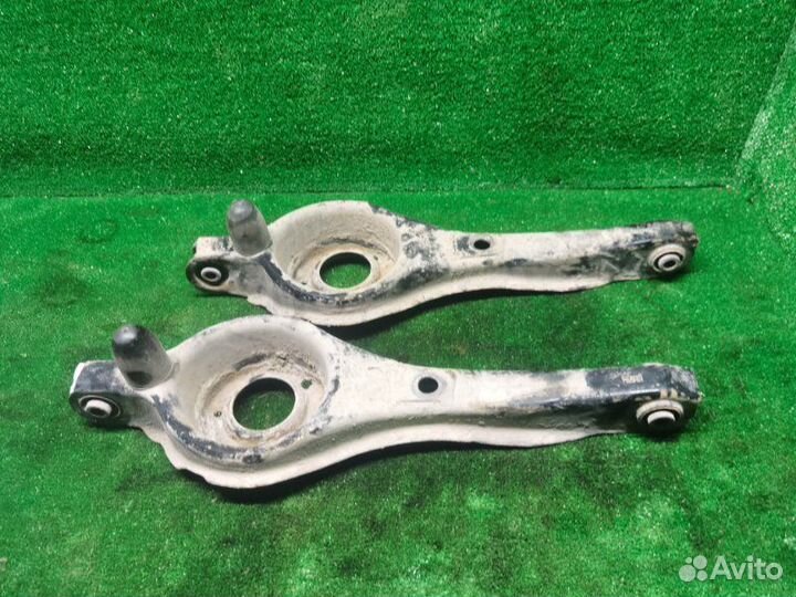 Рычаг подвески нижний задний Volvo S40 II 1.6 2006