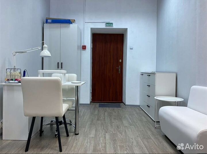 Аренда рабочего места для мастера маникюра