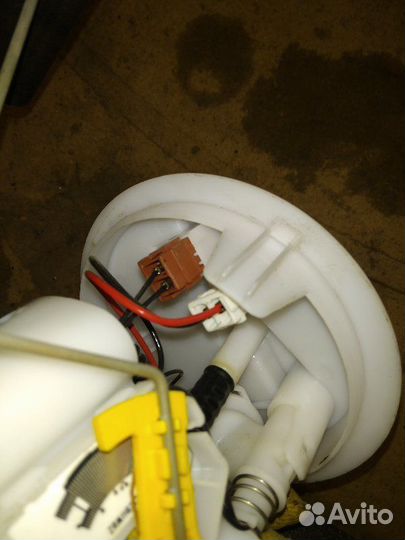 Топливный насос (бензонасос) Renault Symbol 1 K4J