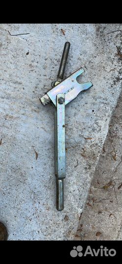 Зажимной ключ