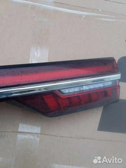 Geely monjaro фонарь крышки багажника