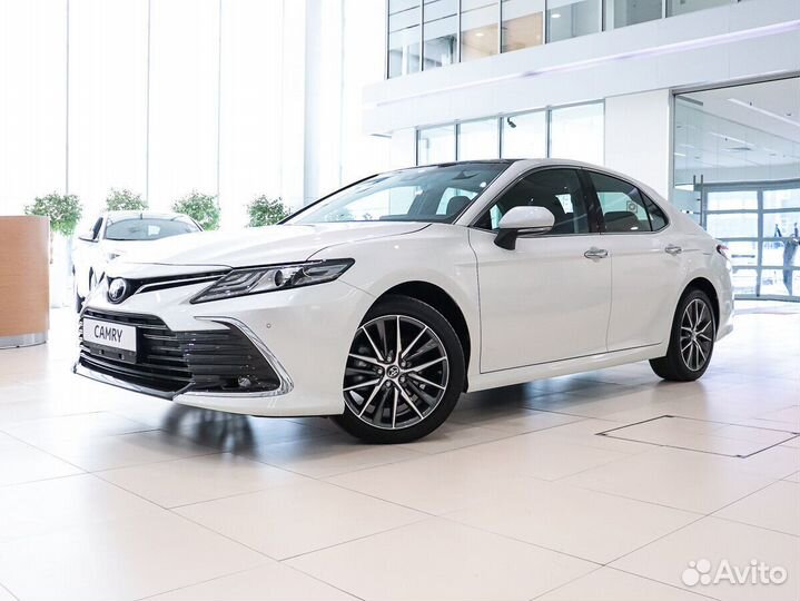Toyota Camry 2.5 AT, 2023