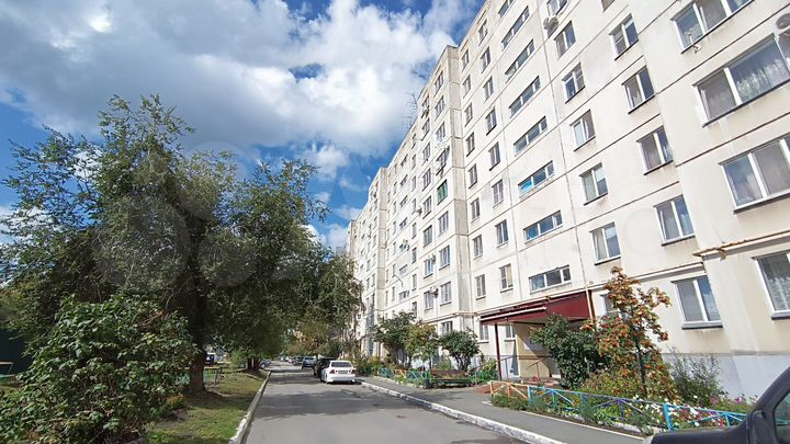 2-к. квартира, 50 м², 6/9 эт.