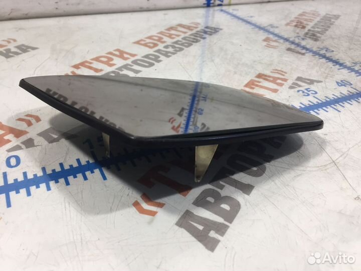 Мерседес М-Класс Зеркальный элемент