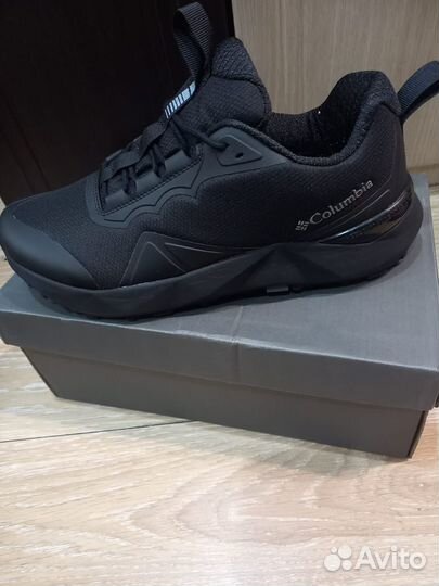 Кроссовки зимние