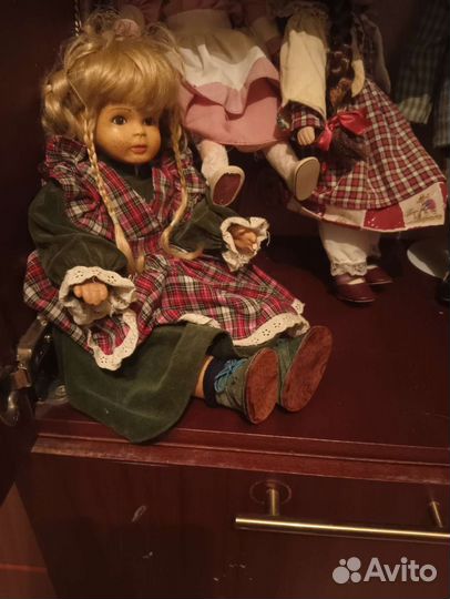 Куклы старинные приехали из Бремена