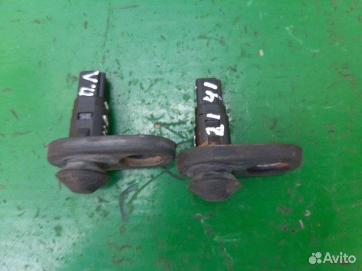 Концевик двери (шт.) передний Lifan Solano седан