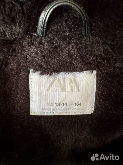 Пуховик из экокожи Zara