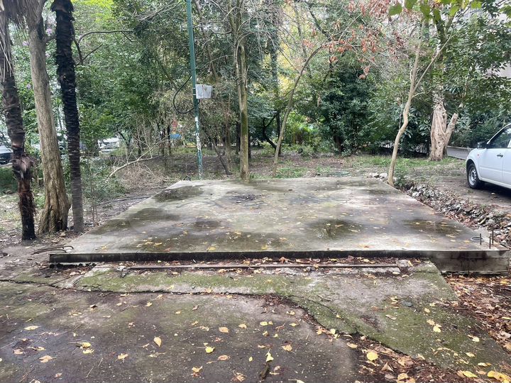 Участок 1 сот. (ИЖС)