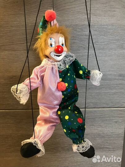 Куклы фарфоровые