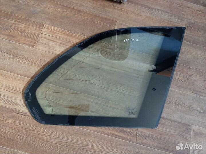 Заднее стекло BMW X5 E53