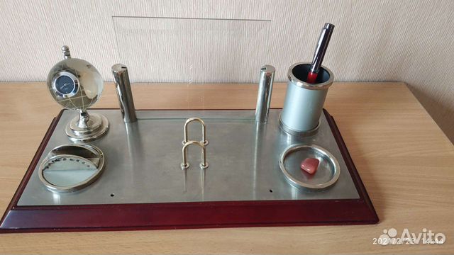 Офисный настольный прибор