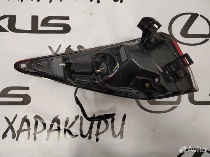 Фонарь задний правый Lexus Rx4 Rx200T Rx300 Rx350