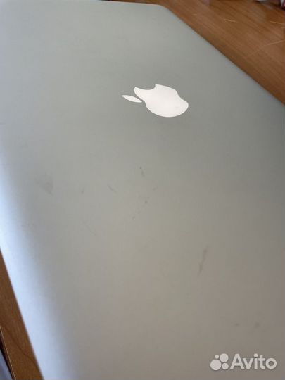 Macbook pro 15 mid 2010