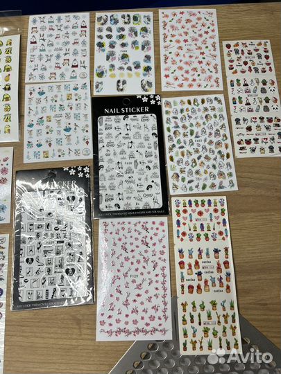 Наклейки для ногтей
