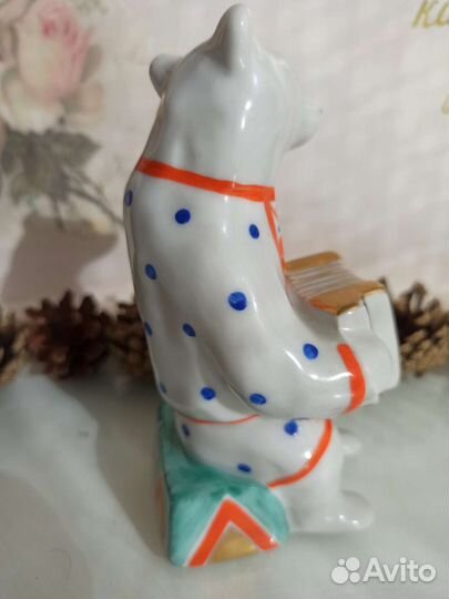 Фарфоровая статуэтка медведь СССР Дулево