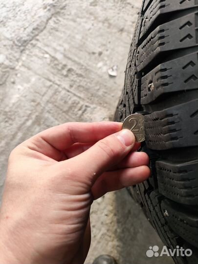 Pirelli Ice Zero 205/55 R16