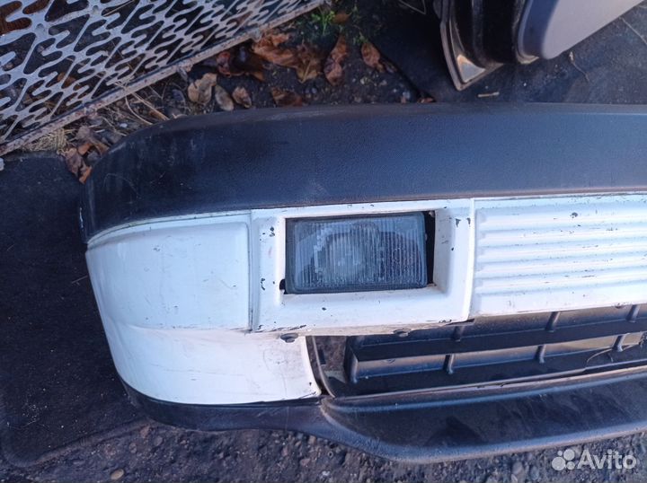 Бампер передний Фольксваген Пассат Б-3