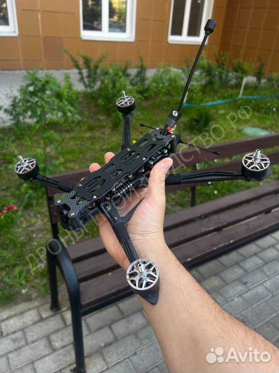 Квaдрoкoптеp fpv piranha 7 и 10 дюймов