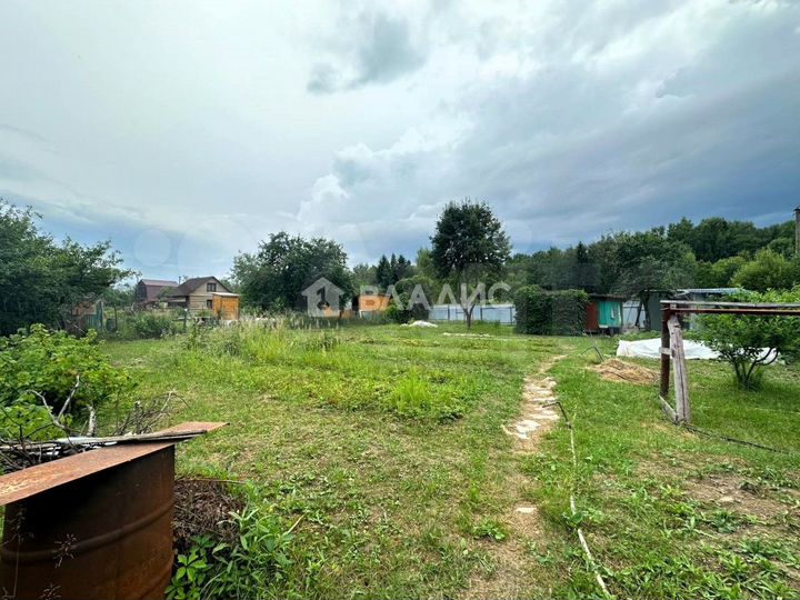 Дача 20 м² на участке 7 сот.