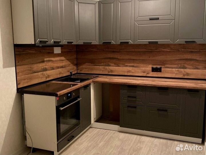 Кухонный гарнитур 